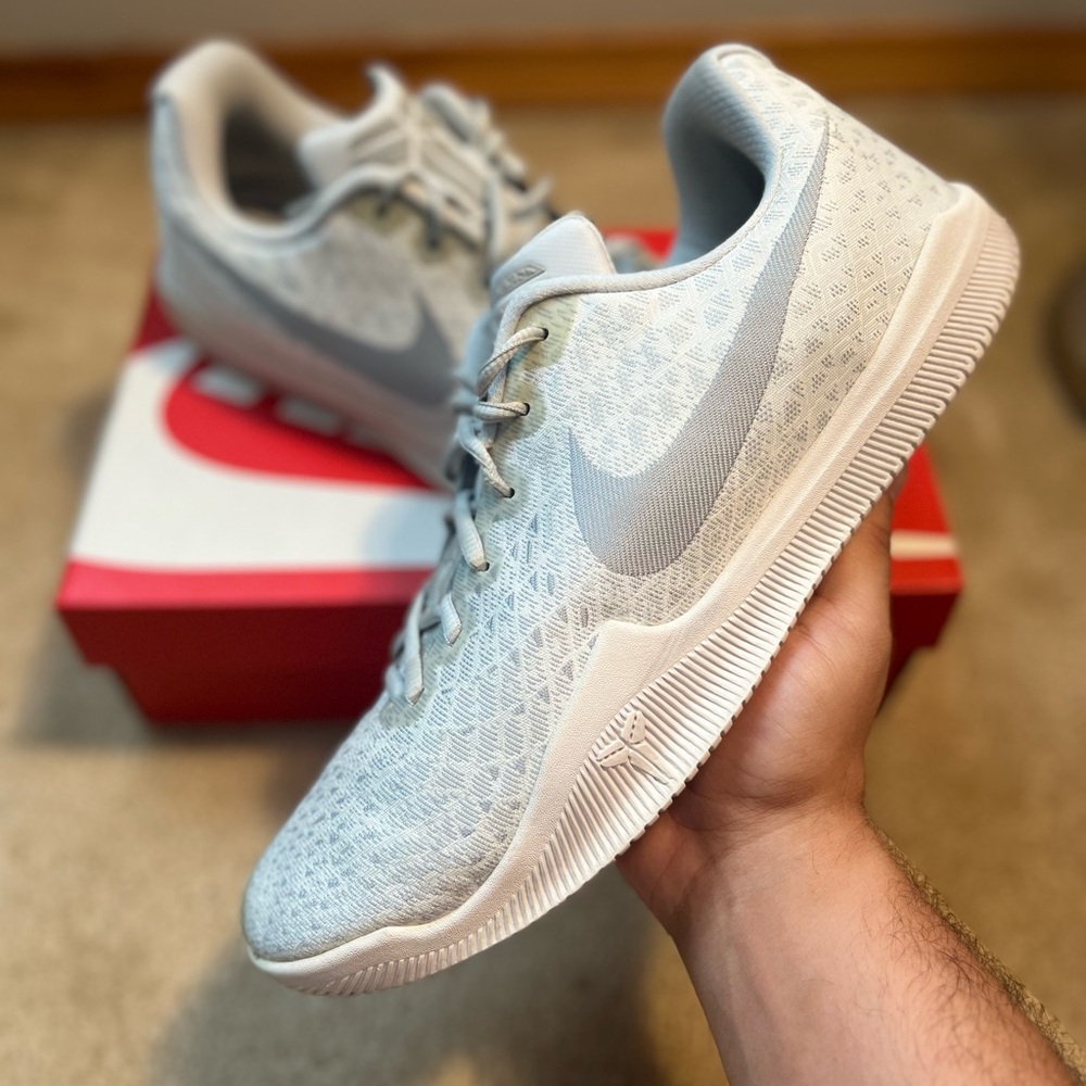 Kobe Mamba Rage “White Pure Platinum”